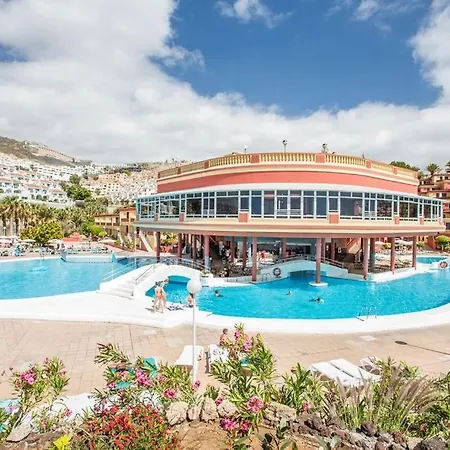 In Adeje, Pool And Beach Apartment